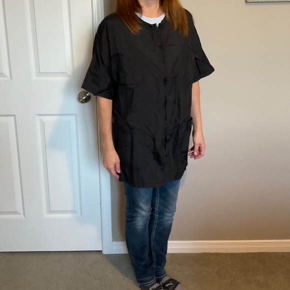 Professional Dog Grooming Kit - Wahl Bag, 8 Grooming Tools, Smock and Lab Coat - Picture 14 of 16